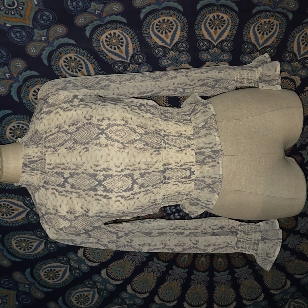 JAPNA Sheer x small  snake print blouse